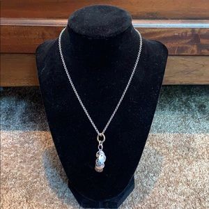 Sterling silver necklace with Diamond